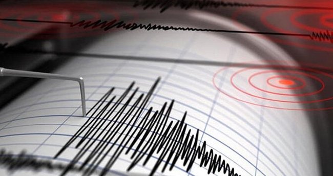 Bingöl sallandıkça sallandı: Önce 5.7 sonra 4.7 büyüklüğünde deprem yaşandı