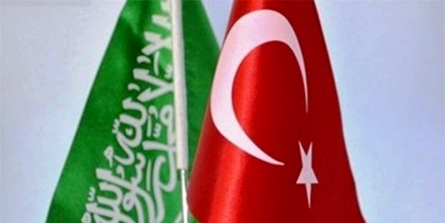 Suudi Gazeteci: İran ve Türkiye İsrail’den daha büyük bir tehtid dedi ! Düşmanlık kustu
