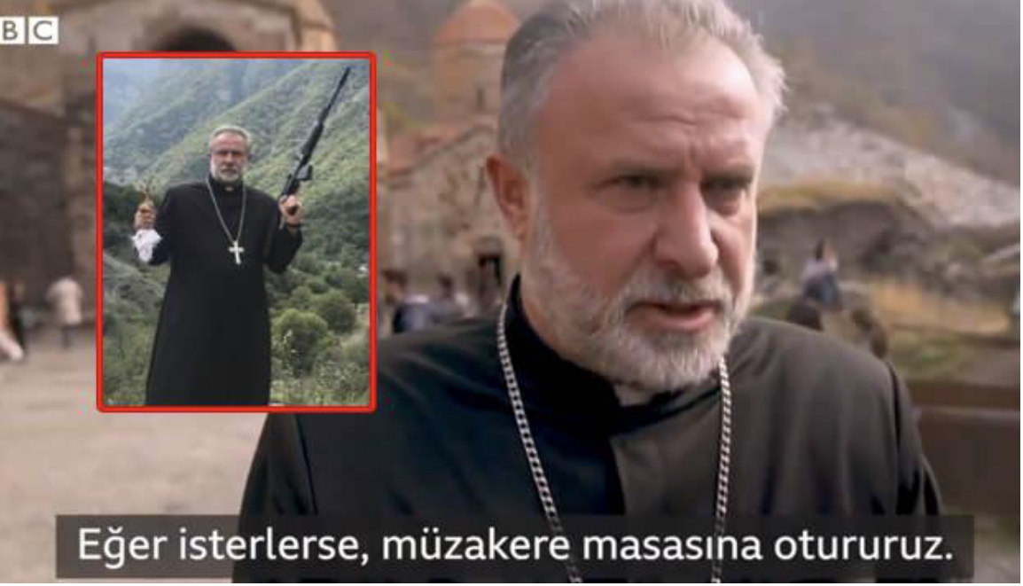 Azerbaycan’a silah gösteren Ermeni papaz çark etti geri adım attı