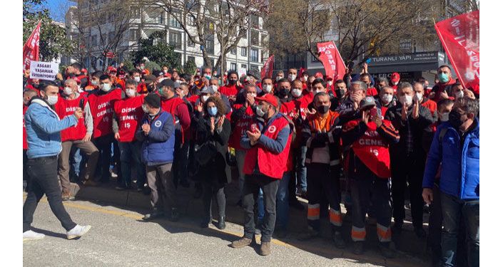 Maltepe belediyesinde olan grevdeki işçiler grevi bitirdi iki taraf anlaştı..