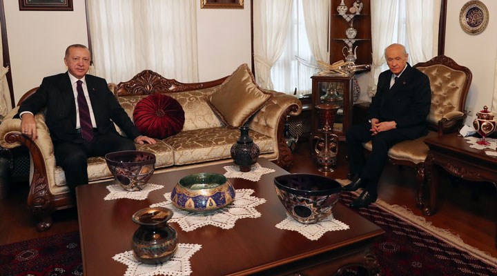 Sürpriz görüşmeyle ilgili dikkat çeken senaryolar! Erdoğan ile Bahçeli ne konuştu?
