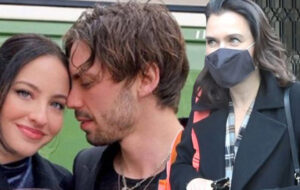 Tarık Emir Tekin ile sevgilisinin Bodrum tatili Sofia'yı öpücüklere boğdu