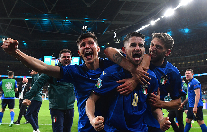 EURO 2020’de ilk finalist İtalya! Oldu İspanya’yı 4-2 yendiler!