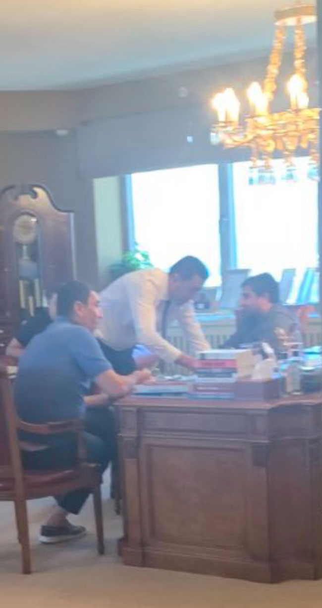 Sezgin Baran Korkmaz, Botir Rakhimov Cihan Ekşioğlu’nun ofisinde!