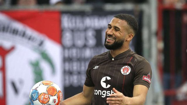 Beşiktaş, Daniel-Kofi Kyereh’i İstanbul’a getirdi, Transfer her an açıklanabilir