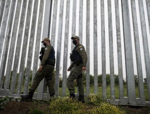 Yunanistan’dan göçmen önlemi: Yunanistan Evros sınırı boyunca üniformalı sınır polisi ve asker konuşlandıracak