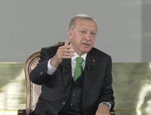 Recep Tayyip Erdoğan: Caminin içini pislediler, bunlar çürük, bunlar sürtük!