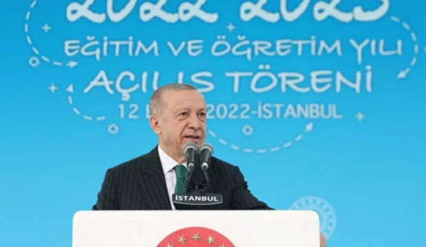 Cumhurbaşkanı Erdoğan  Tunç Soyer’in Osmanlı ile ilgili sözlerine sert çıkış: Ecdada sövdüren köksüzlere kulak asmayın