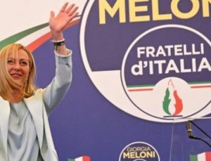 İtalya’nın müstakbel Başbakanı Meloni’nin Macron’a söylediği sözler gündem oldu: Bize ders vermeye kalkma