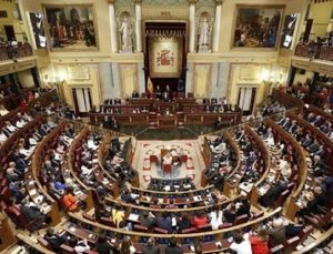 İspanya’da hükümeti düşürmek için gensoru önergesi