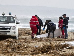 Mülteci felaketi: Onlarca insanın öldüğü gemi İzmir’den yola çıkmış