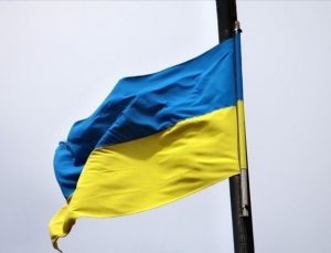 AB, Ukrayna’ya mühimmat ve talep edilirse füze verecek