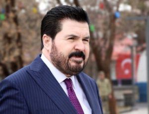 AKP Ağrı Belediye Başkanı Savcı Sayan istifa etti