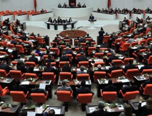 AKP ilk defa muhalefetin önerilerine sıcak baktı