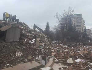 Elbistan’da depremde yıkılan binalara ilişkin şu ana kadar 10 kişi tutuklandı