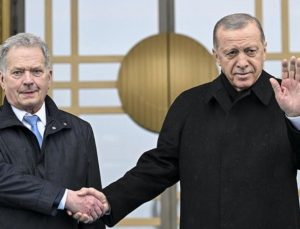Erdoğan, Finlandiya liderini törenle karşıladı: Gündem NATO üyeliği
