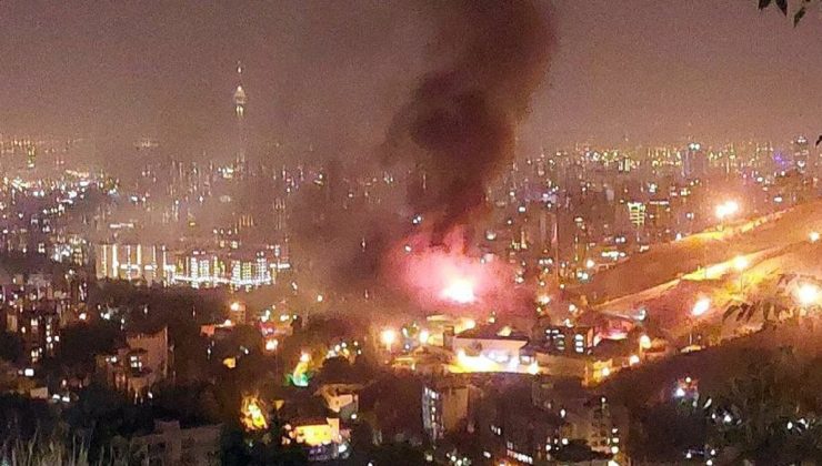 İran’da 4 cami ateşe verildi