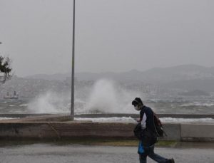 İzmir’de kuvvetli rüzgar ve fırtına uyarısı