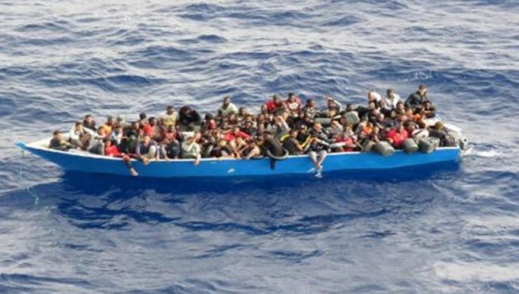Tunus açıklarında göçmen teknesinin batması sonucu 14 kişi öldü