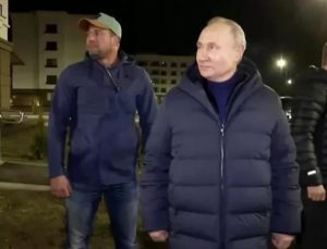 Ukrayna’dan Putin’in Mairupol ziyaretine olay yorum: Bir hırsıza yakışır şekilde geldi